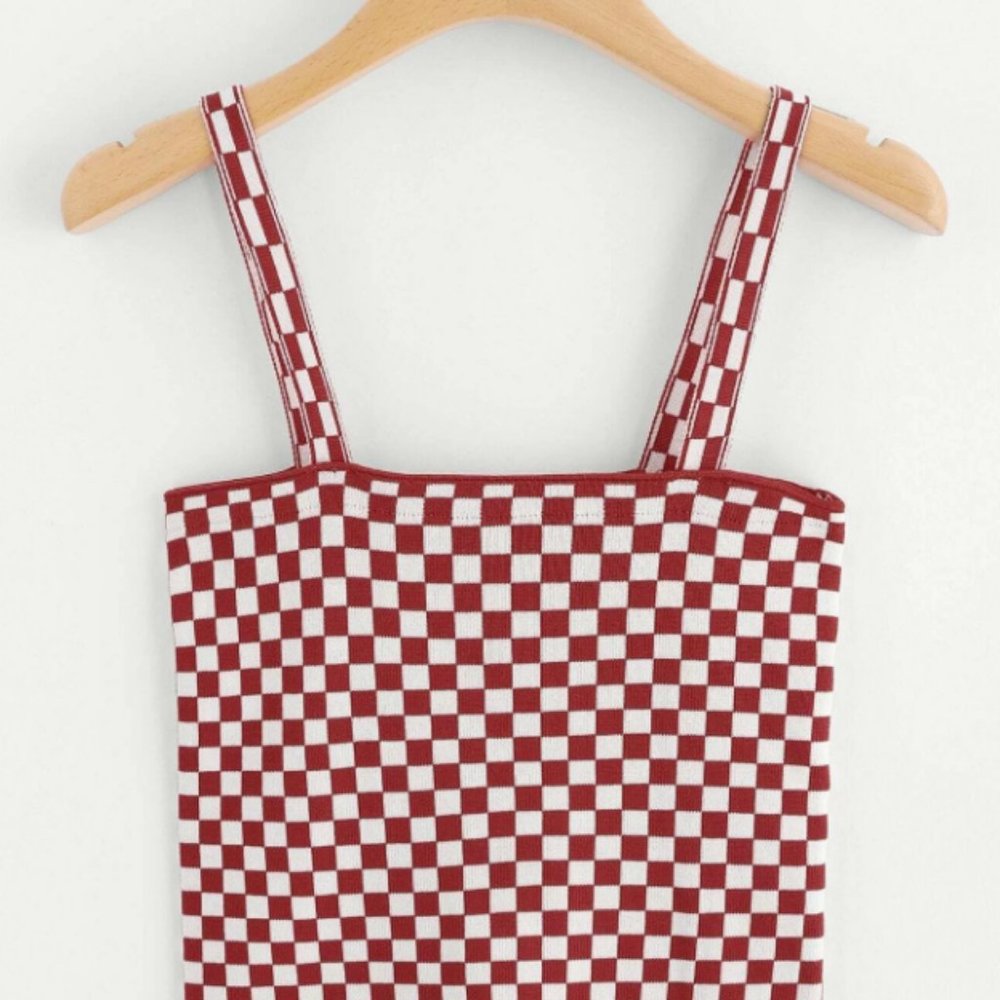 Button Front Plaid Shell Top - Picture 2 of 4